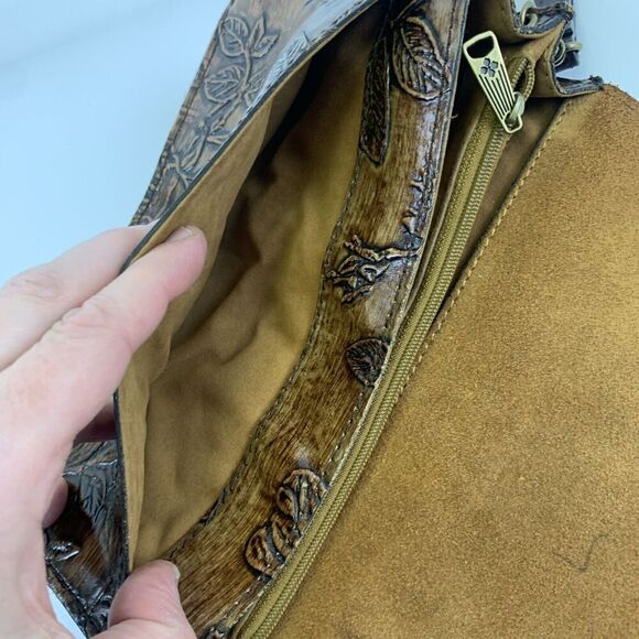 Patricia Nash Lanza Rose Tooled Leather Clutch Wristlet Brown Clasp Flap Small - Picture 11 of 16